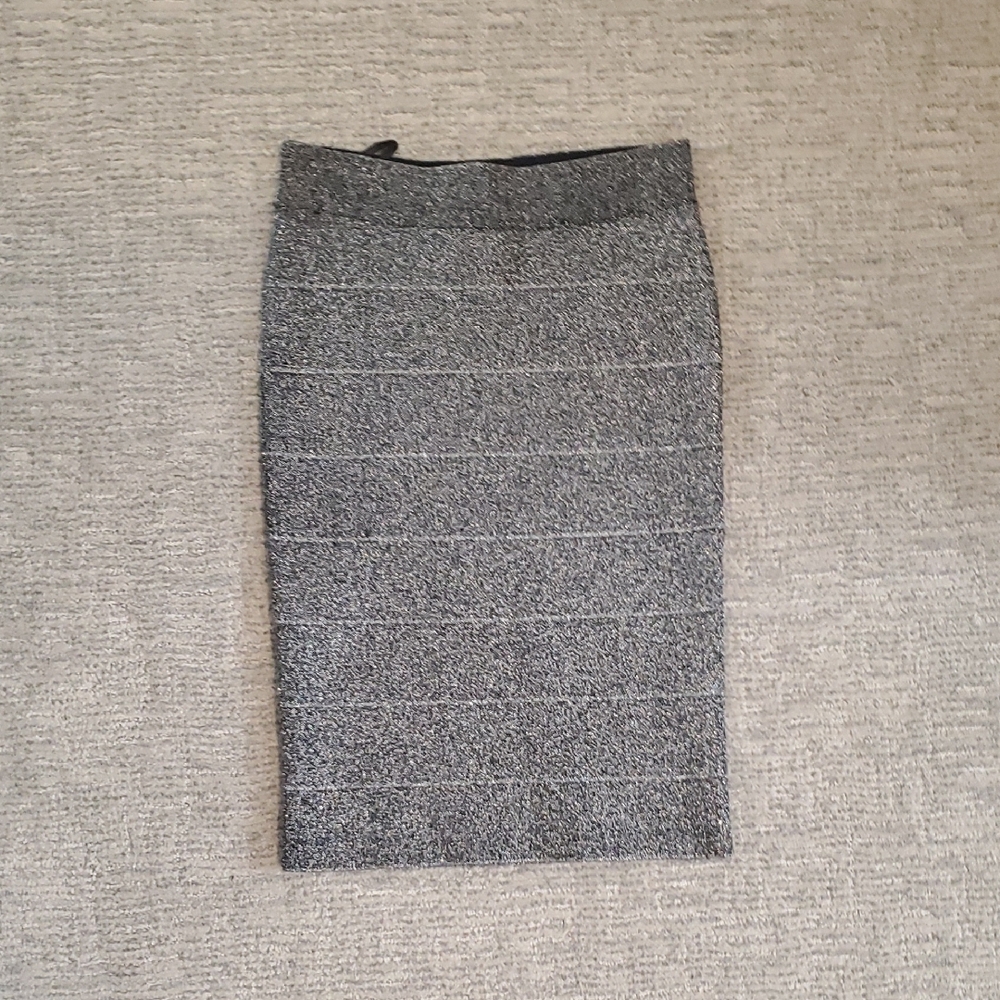 BCBGMaxAzria Gray Pencil Skirt Knee-Length Work